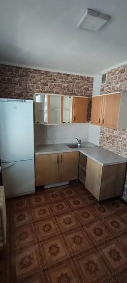 Garsonieră decomandată în Torontalului