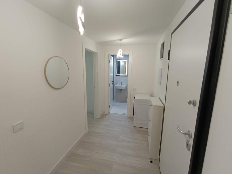 Apartament cu 2 camere decomandat în Jiului