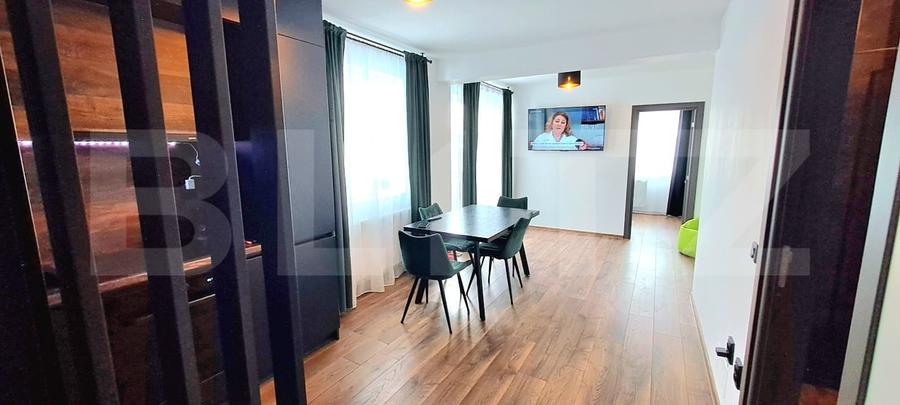 Apartament cu 3 camere semidecomandat, mobilat în Florești