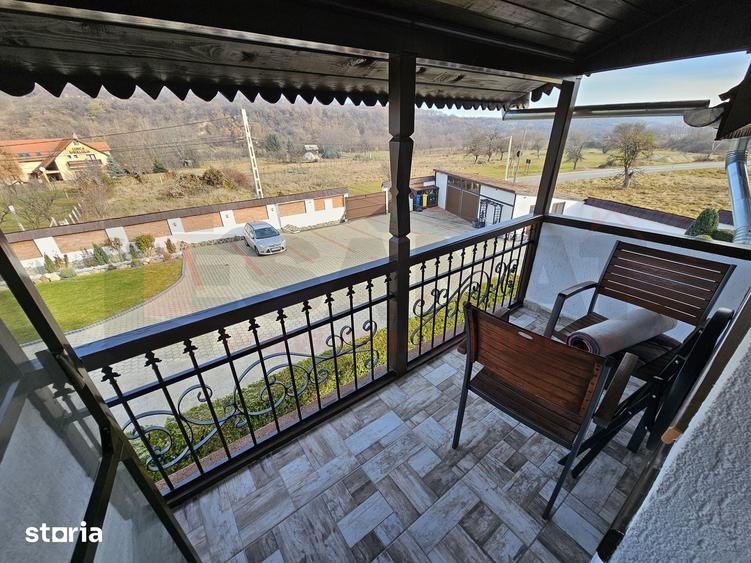 Casă cu 10 camere cu Teren 1892 Mp în Sud