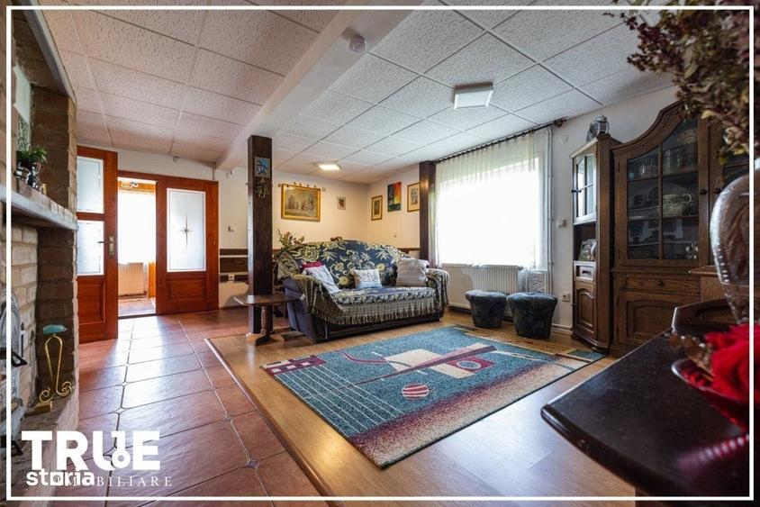 Casă cu 4 camere cu Teren 4015 Mp în Lunca