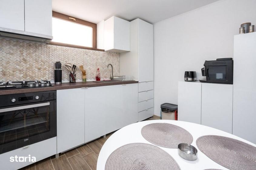 Casă cu 5 camere cu Teren 82 Mp în Unirii