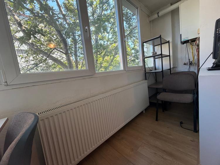 Apartament cu 2 camere semidecomandat în Soarelui
