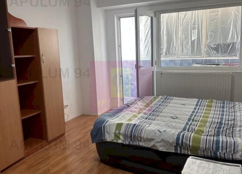 Garsonieră decomandată în Ferentari
