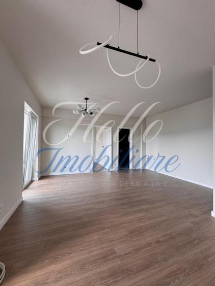 Apartament cu 2 camere semidecomandat în Florești