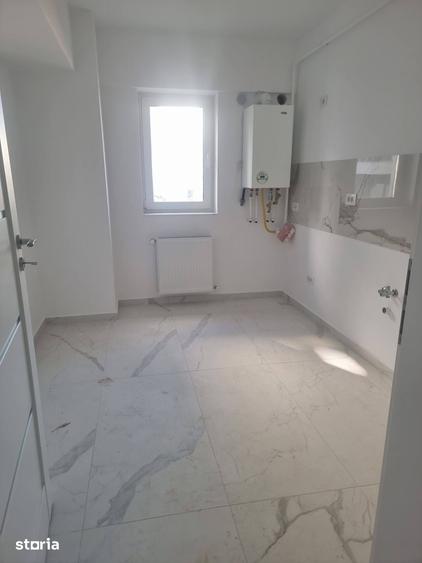 Apartament cu 3 camere decomandat în Galata