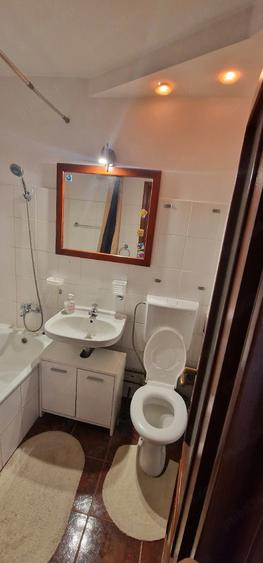 Garsonieră decomandată în Central