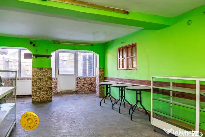 Casă cu 5 camere cu Teren 5232 Mp în Căldăraru