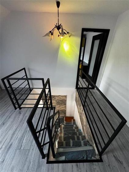 Apartament cu 3 camere semidecomandat, mobilat în Mănăștur