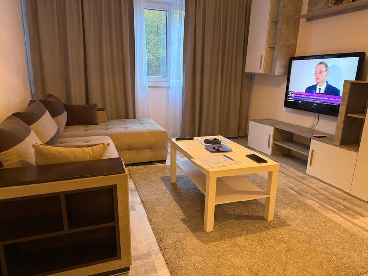 Apartament cu 2 camere semidecomandat în Brâncoveanu