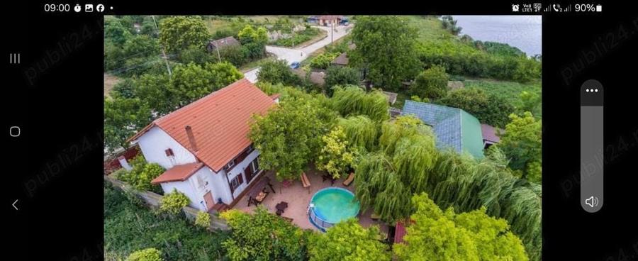Casă cu 7 camere cu Teren 4000 Mp în Conacu