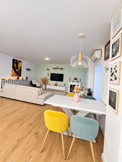 Apartament cu 4 camere decomandat în George Enescu