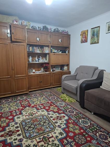 Garsonieră decomandată, mobilată în Inel II