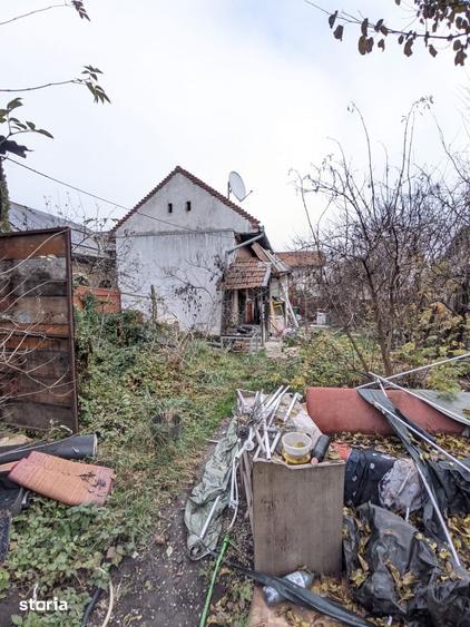 Casă cu 2 camere cu Canalizare în Dâmbul Rotund