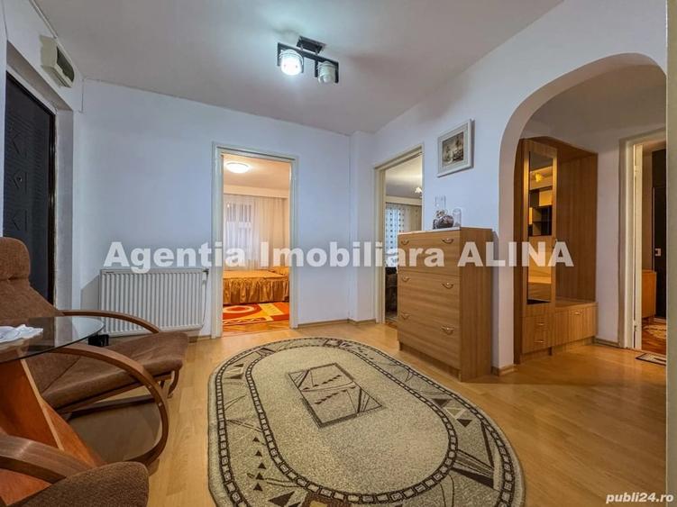 Apartament cu 3 camere decomandat în Progresul