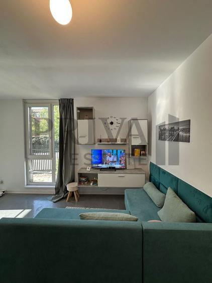 Apartament cu 3 camere decomandat, mobilat în Take Ionescu