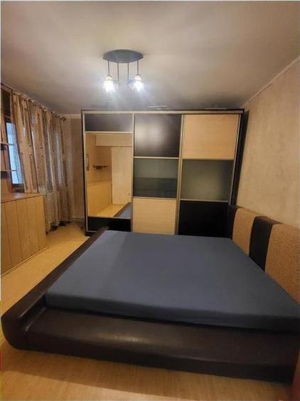 Apartament cu 2 camere decomandat în Autogară
