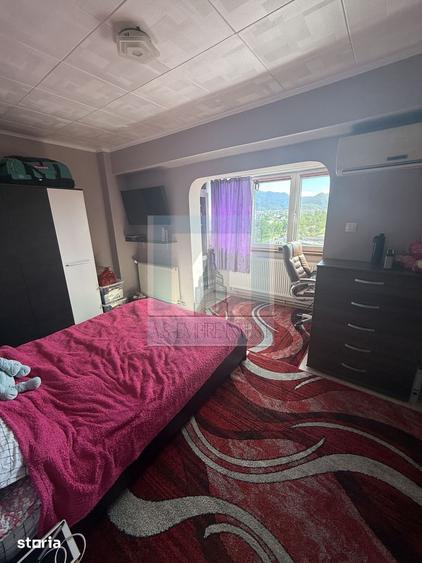 Apartament cu 4 camere decomandat, mobilat în Triaj