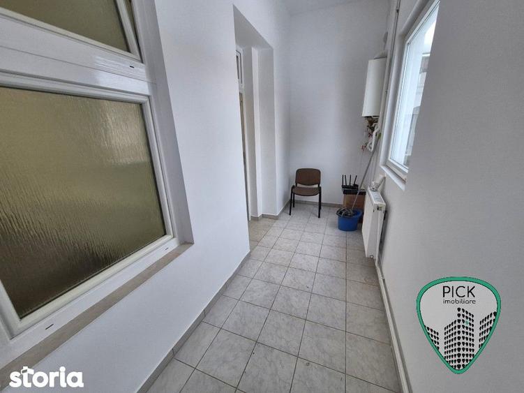 Spațiu comercial, de 47 mp, în Central