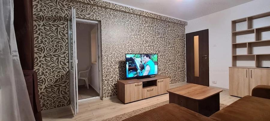 Garsonieră decomandată, mobilată în Dristor