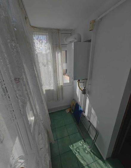 Apartament cu 2 camere decomandat în Micro 21