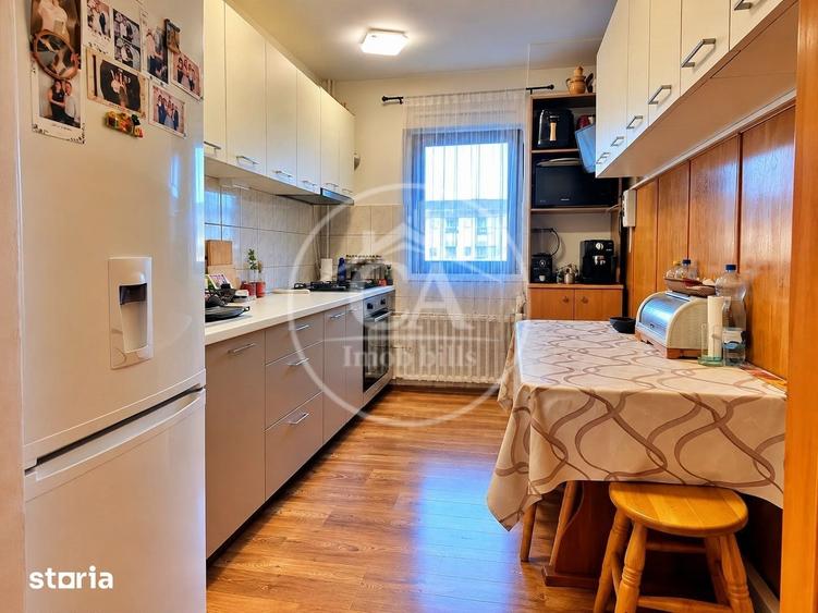 Apartament cu 3 camere decomandat în Sântandrei