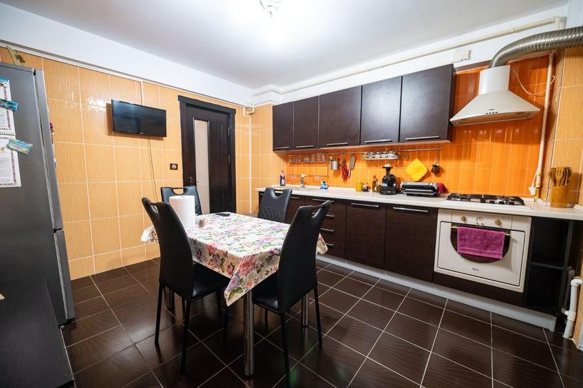 Apartament cu 3 camere în Central