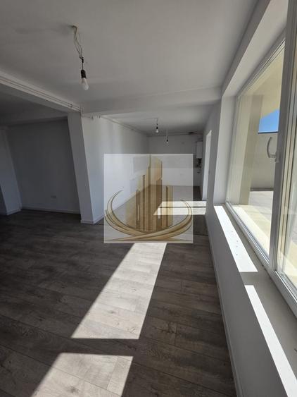 Apartament cu 3 camere decomandat în Torontalului