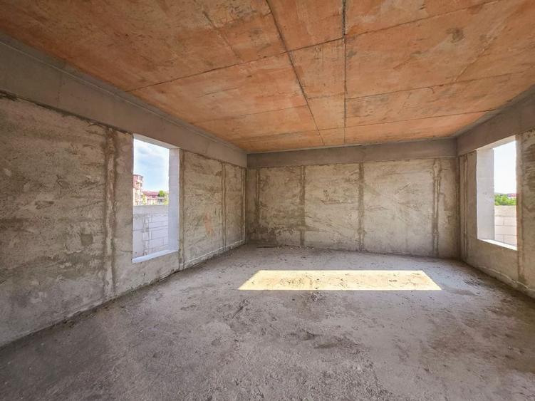Apartament cu 4 camere decomandat în Militari