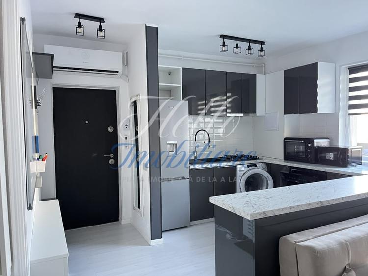 Apartament cu 2 camere decomandat în Florești