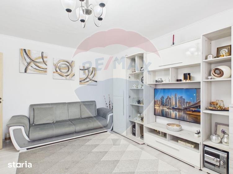 Apartament 4 camere de vanzare complet renovat, mobilat ?i utilat - 9