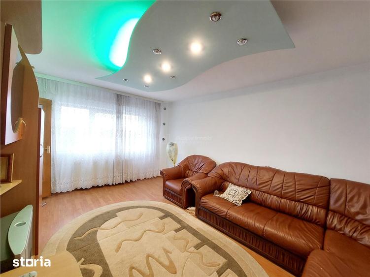 Apartament cu 3 camere decomandat în Dorobanți
