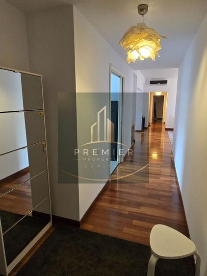 Apartament cu 4 camere decomandat în Herăstrău