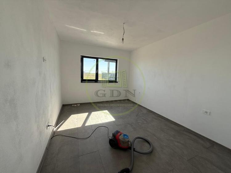 Casă individuală cu 4 camere cu Teren 669 Mp în Pielești