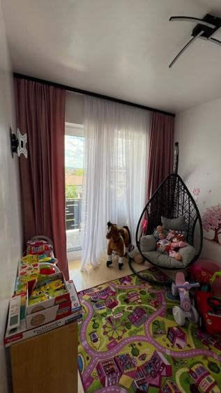 Apartament cu 3 camere decomandat, mobilat în Nord