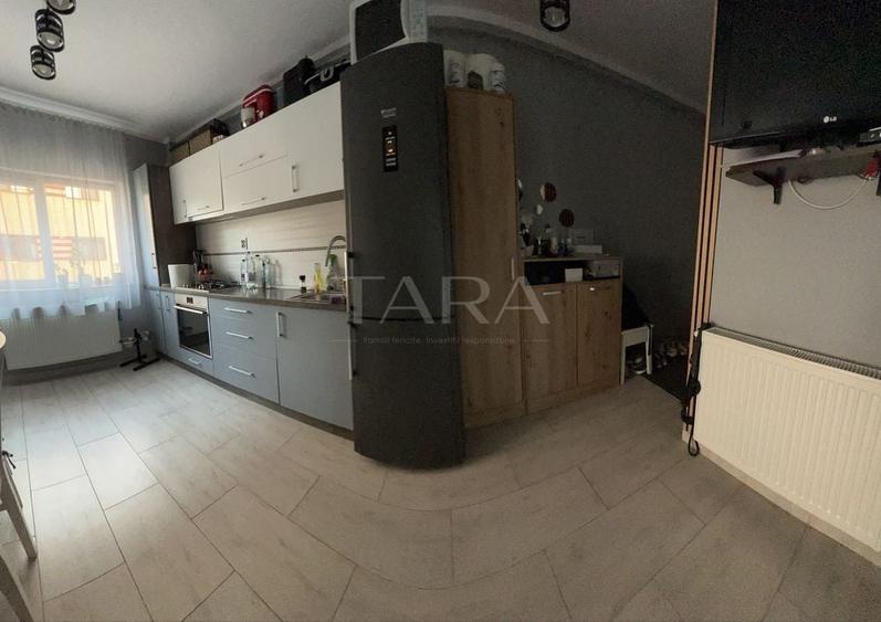 Apartament cu 2 camere decomandat, mobilat în Bună Ziua