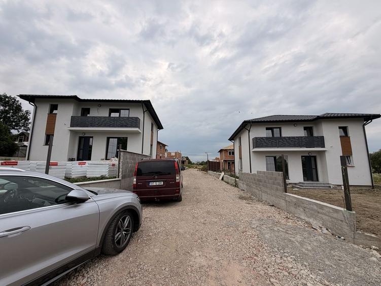 Casă cu 3 camere în Răchiți