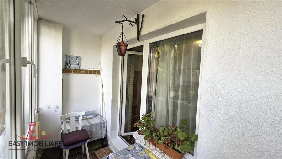 Apartament cu 2 camere decomandat în Tudor