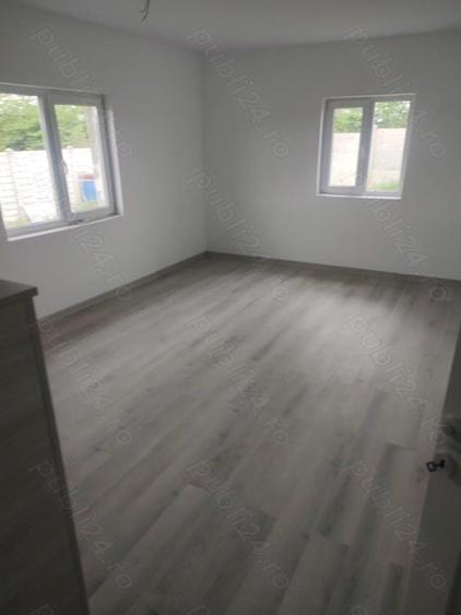 Casă individuală cu 4 camere cu Teren 290 Mp în Sud