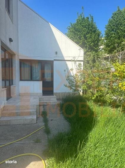 Casă cu 4 camere cu Teren 1000 Mp în Viile Noi