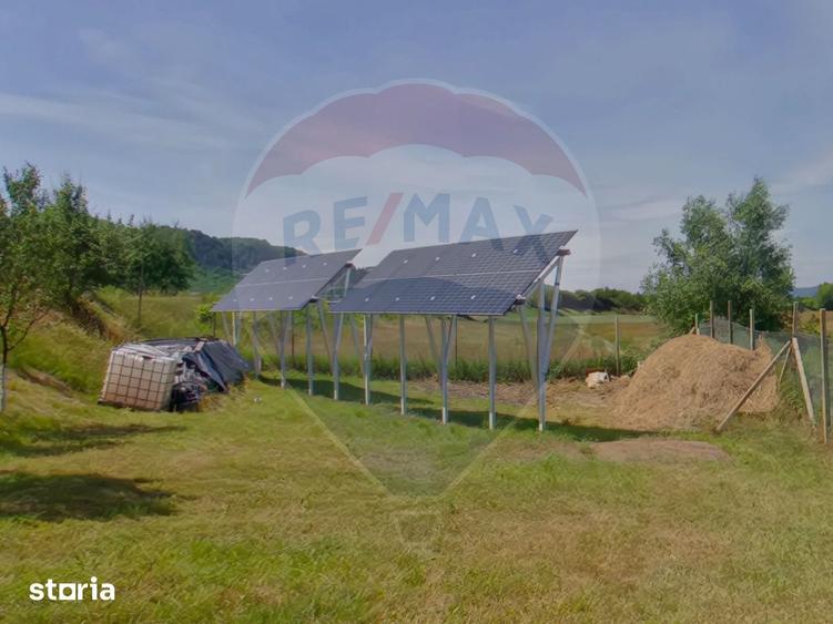 Casă cu 4 camere cu Teren 1160 Mp în Sarasău