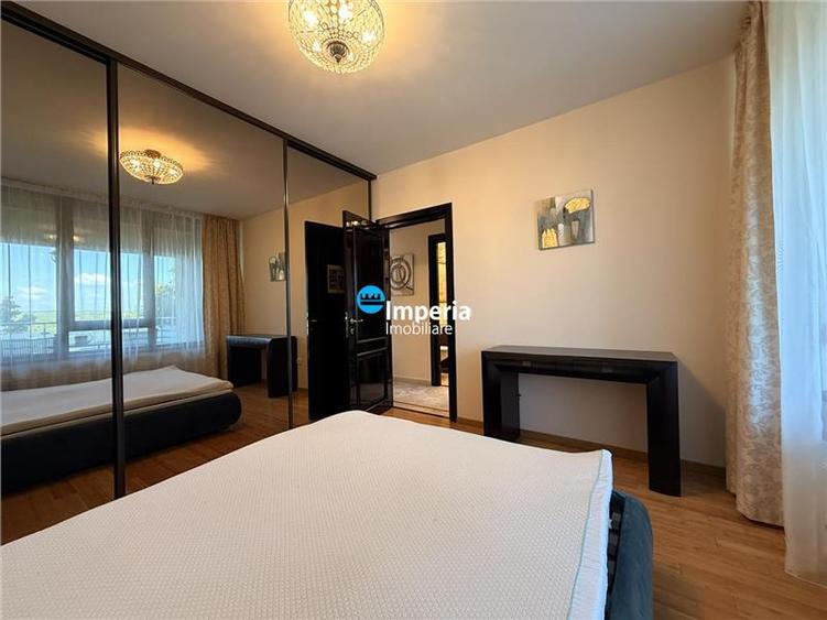Apartament cu 3 camere decomandat în Copou
