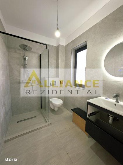 Casă cu 4 camere cu Teren 380 Mp în Central