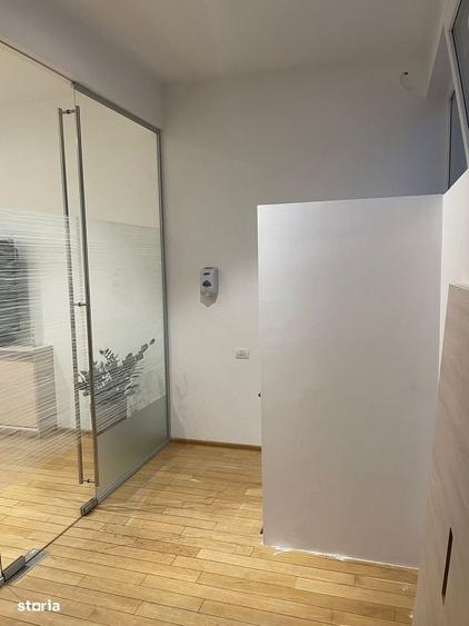 Spațiu comercial, de 380 mp, în Brătianu