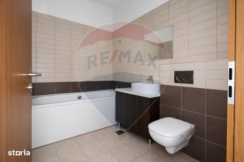 Spațiu comercial, de 63 mp, în Central