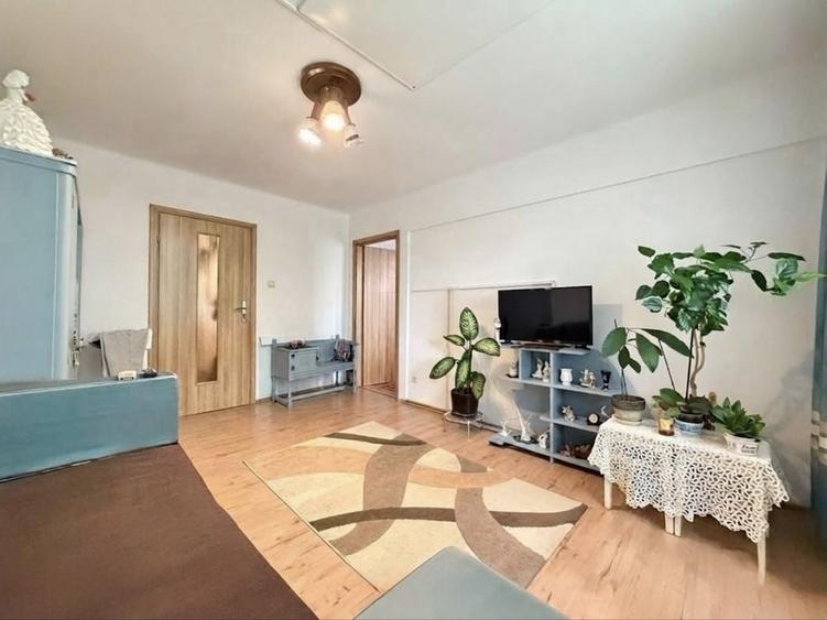 Apartament cu 2 camere nedecomandat în Brâncoveanu