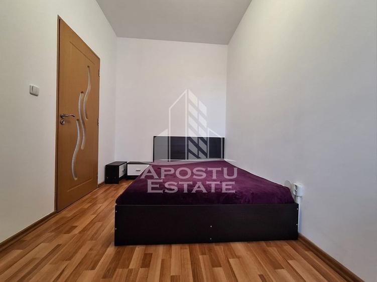 Apartament cu 3 camere semidecomandat, mobilat în UTA