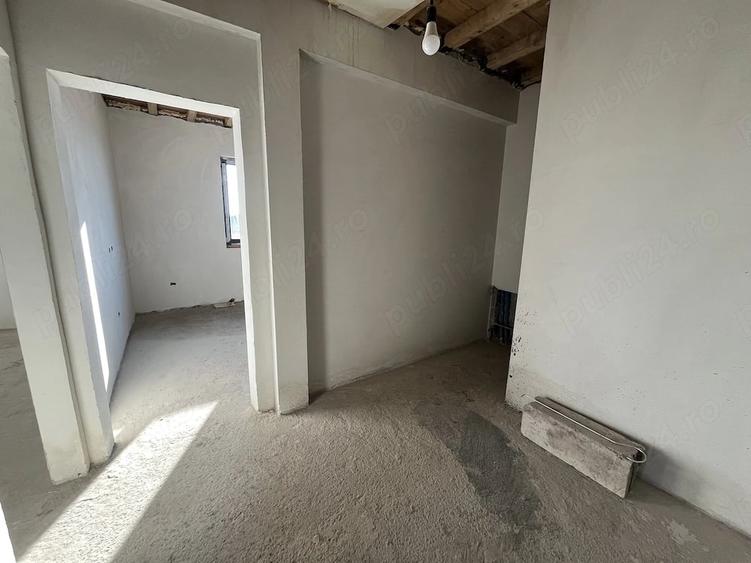 Casă cu Teren 250 Mp în Central