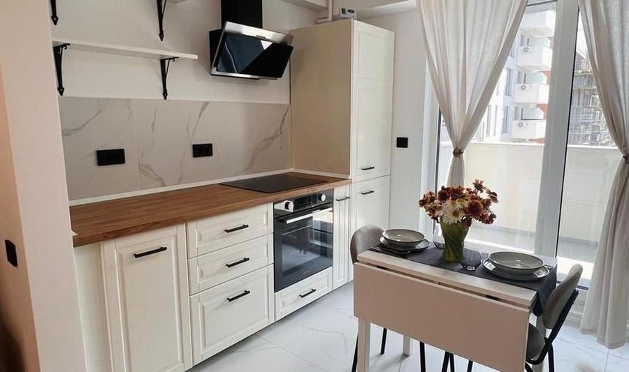 Apartament cu 2 camere decomandat în Theodor Pallady