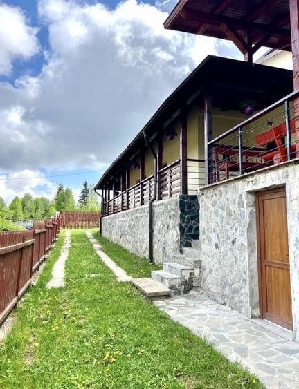 Casă individuală cu 8 camere cu Teren 600 Mp în Beliș